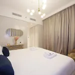 Incredible Sea View 2Bhk - Private Beach Access - Emaar Beachfront
