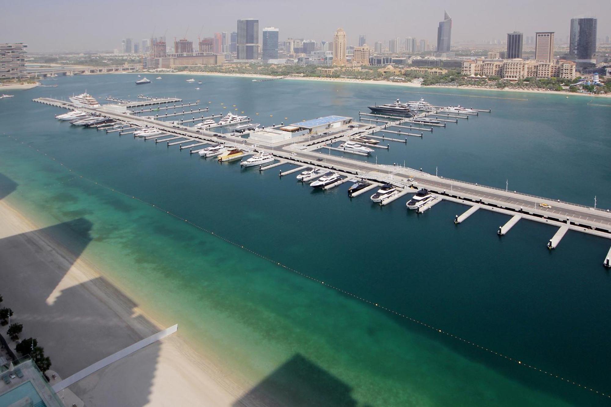 Incredible Sea View 2bhk - Private Access - Emaar Beachfront *